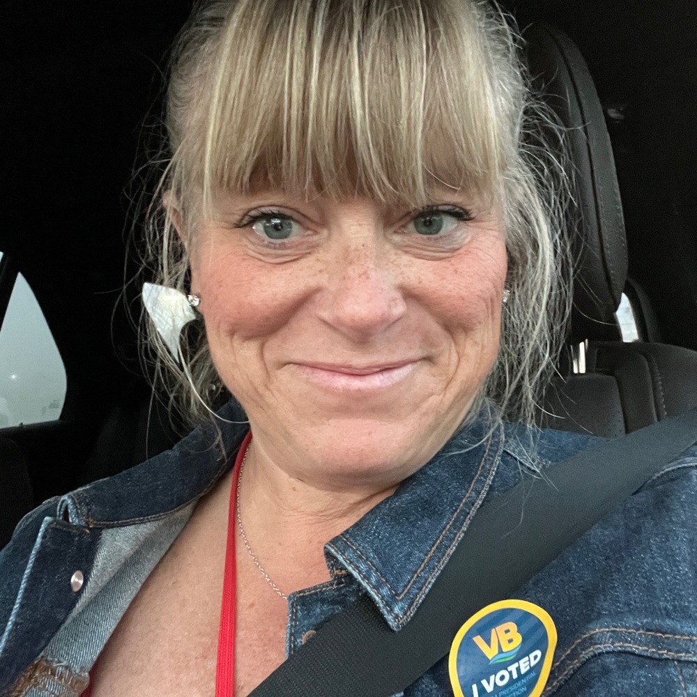Meet your Posher, Pam